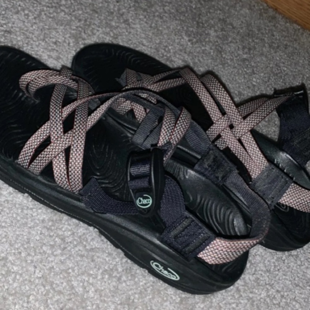 Chacos size 8